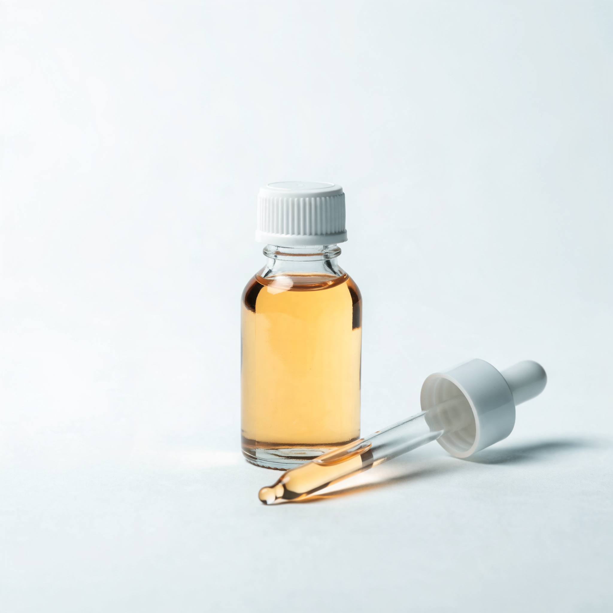 Flasche Duftkonzentrat mit Pipette
